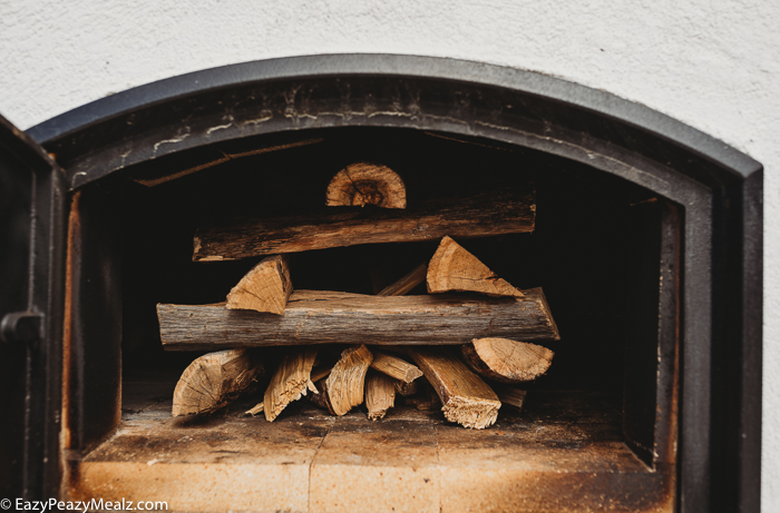 How to build a fire in your pizza oven, brick oven