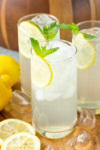 fresh squeezed homemade lemonade