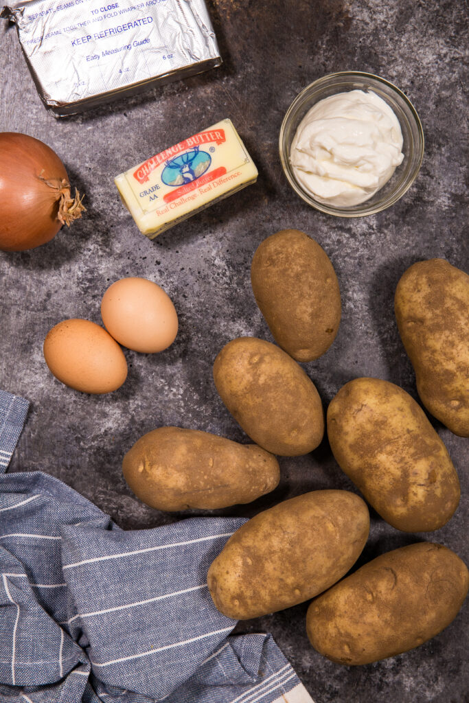 The things you need to make these easy make ahead mashed potatoes