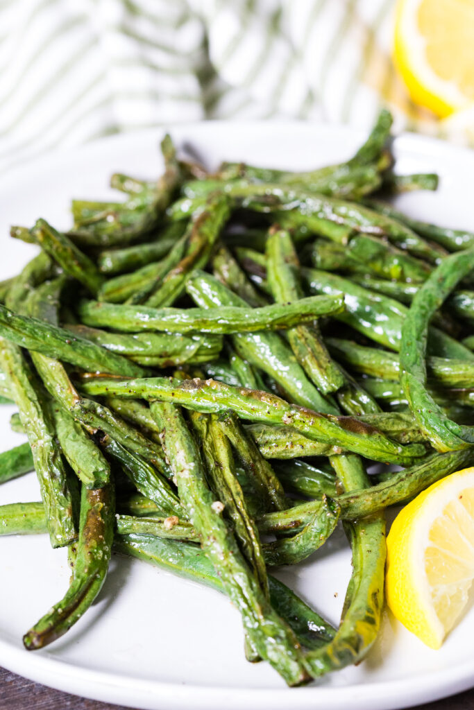 The perfect crispy air fryer green beans