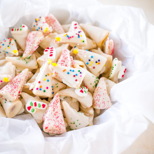 Easy Christmas Treats: these chocolate covered Bugles are the simplest little Christmas tree treats and so tasty.