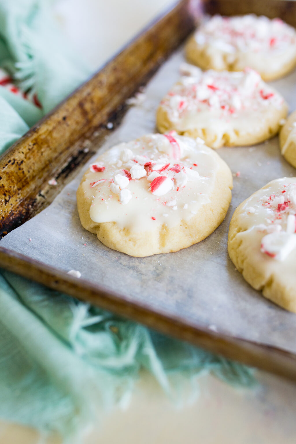 Peppermint Glazed Butter Cookies Easy Peasy Meals