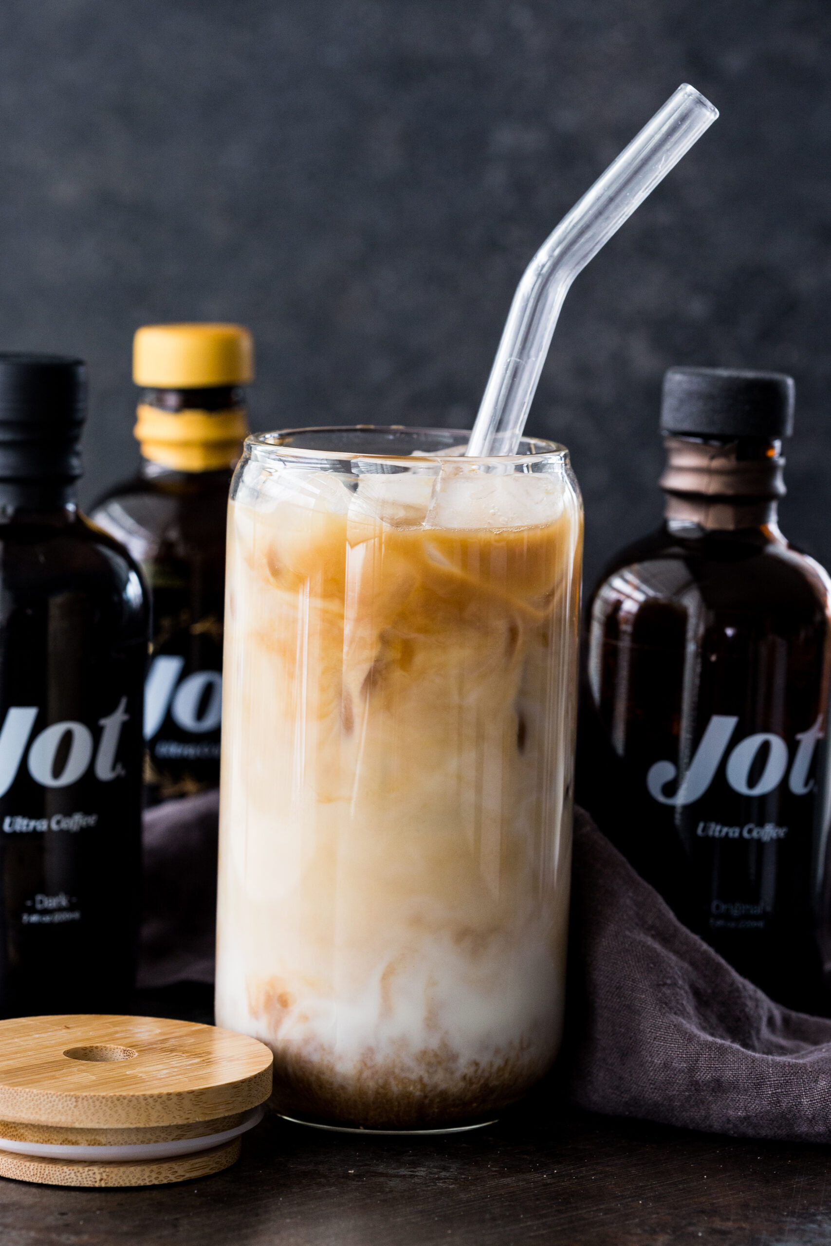 Iced Vanilla Latte - Easy Peasy Meals