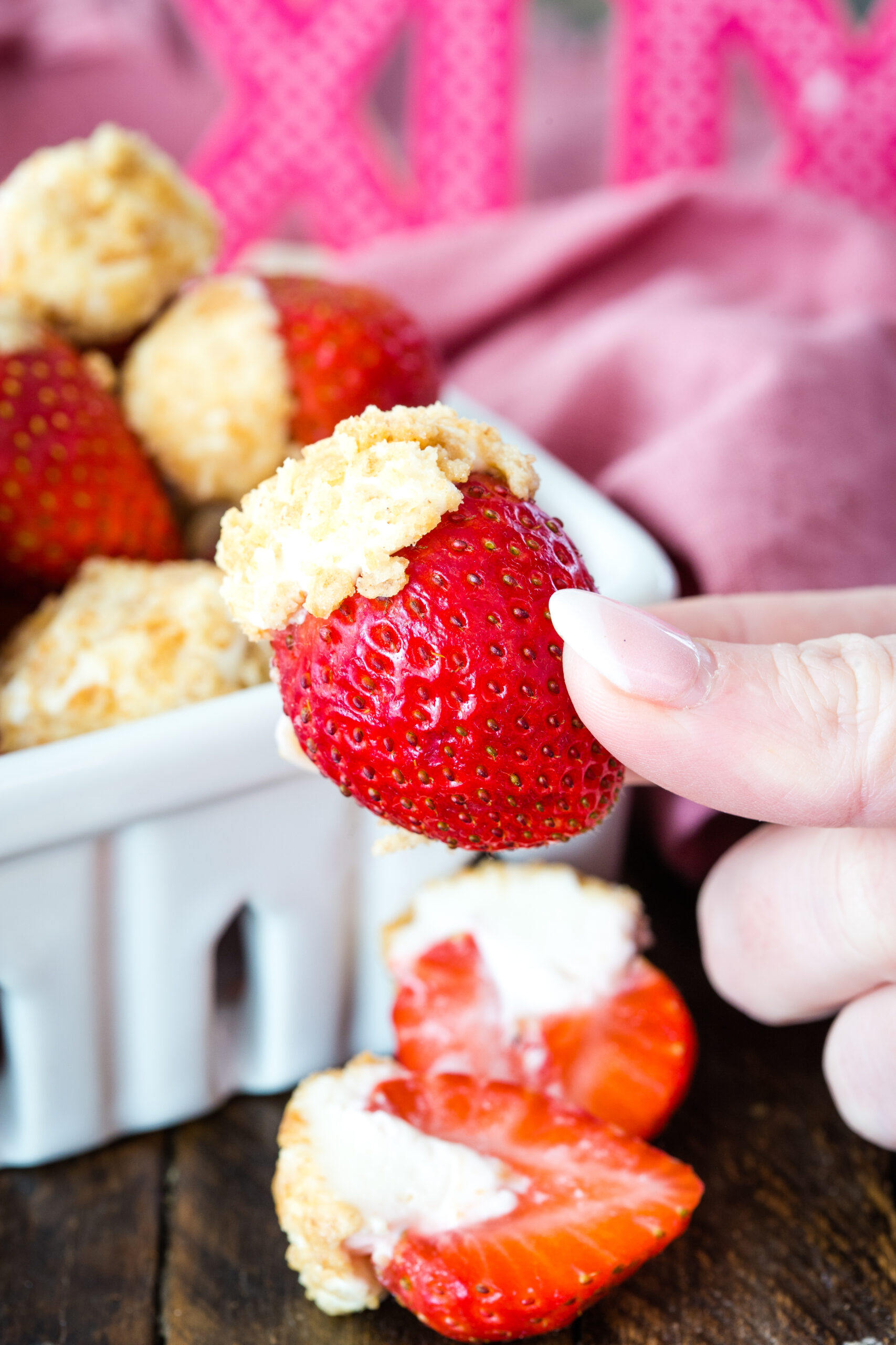 Cheesecake Stuffed Strawberries Easy Peasy Meals