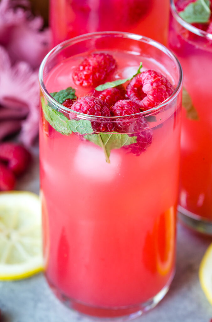 Raspberry lemonade