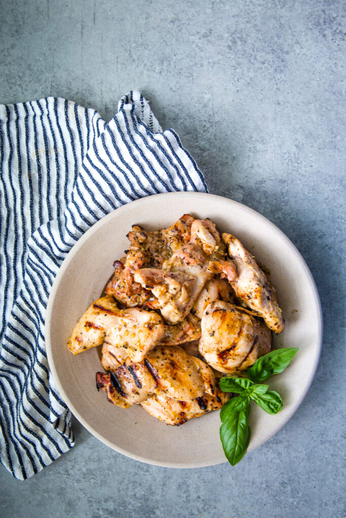 Some garlic basil lemon heb grilled chicken 