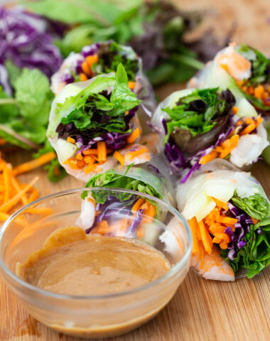 Fresh spring rolls with a peanut dipping sauce