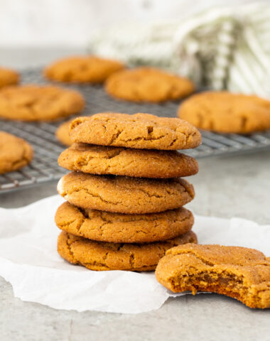 Gingerdoodles, a delightful twist on a ginger snap and snickerdoodle, this Christmas cookie is soft, chewy, and delicious, plus super easy to make.