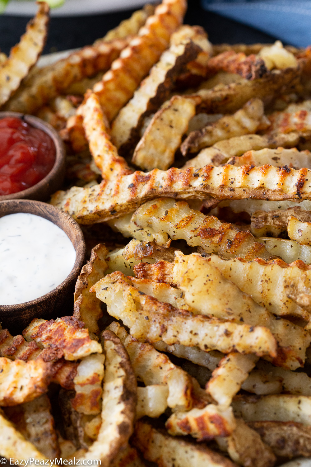 Crinkle Cut Fries- Crispy fries crinkle cut and then baked to perfection