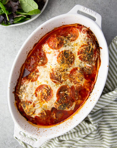 Amazingly simple and flavorful pizza chicken bake