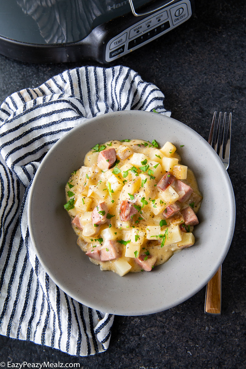 Slow cooker cheesy sausage and potatoes
