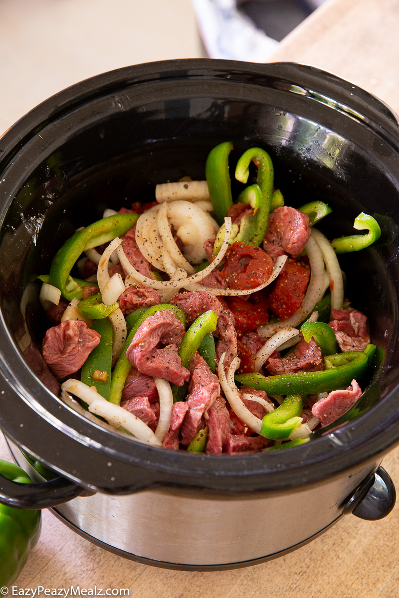 Slow cooker pepper steak in a crock pot