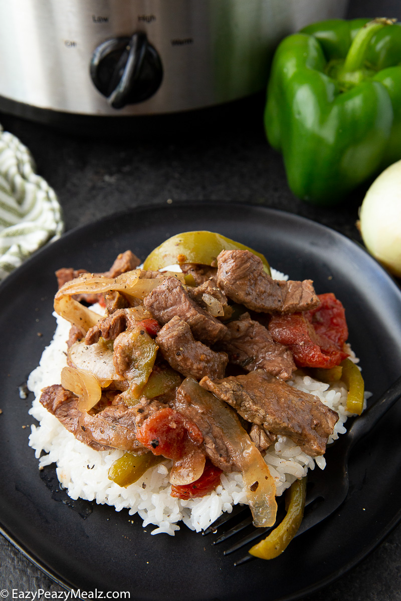 Slow Cooker Pepper Steak - Easy Peasy Meals Slow Cooker Pepper Steak - Easy Peasy Meals