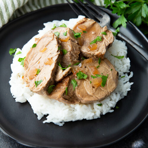 Slow cooker pork tenderloin with teriyaki