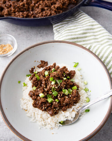 Teriyaki Beef Bowl is a quick 5 ingredient dinner