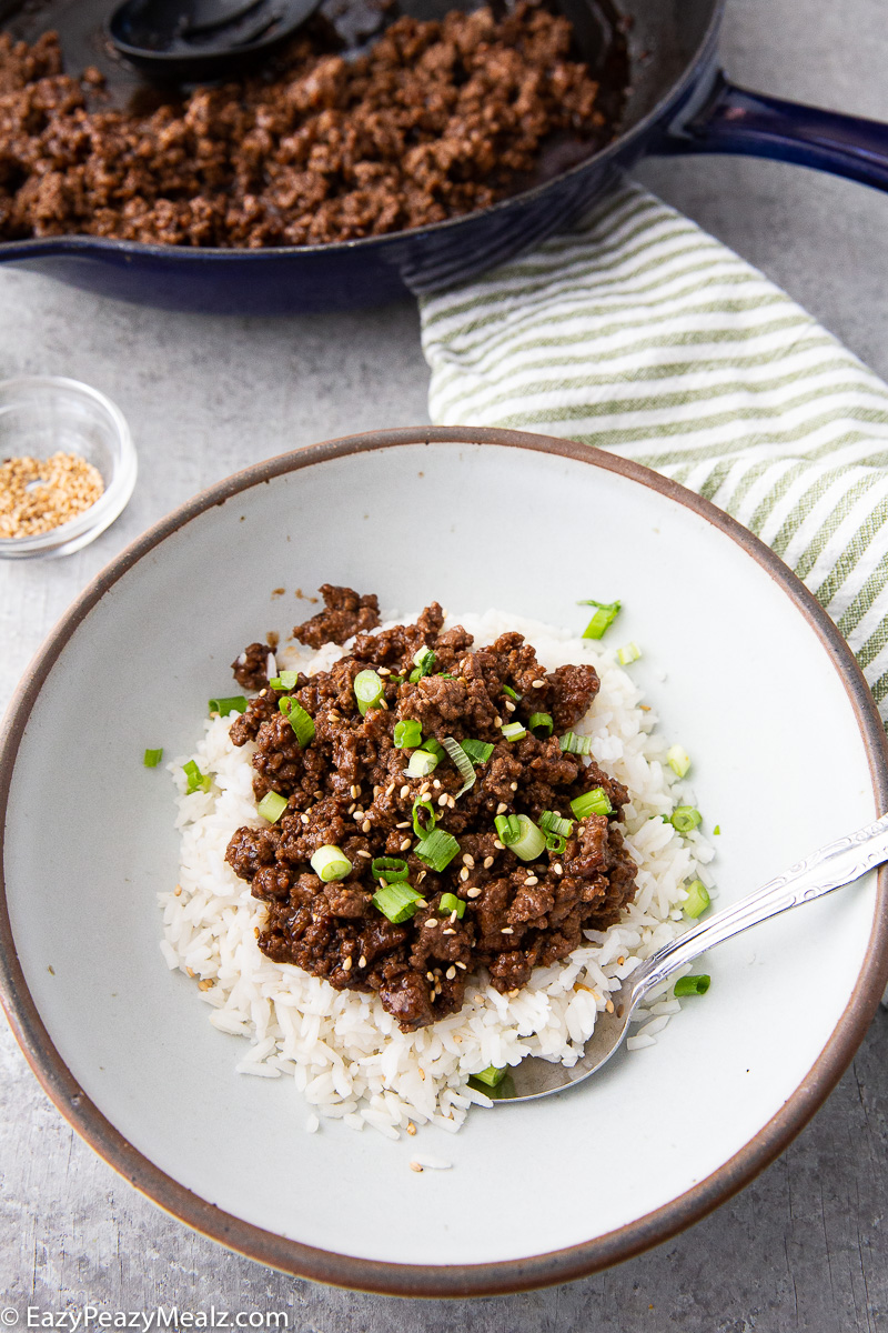 Teriyaki Beef Bowl is a quick 5 ingredient dinner