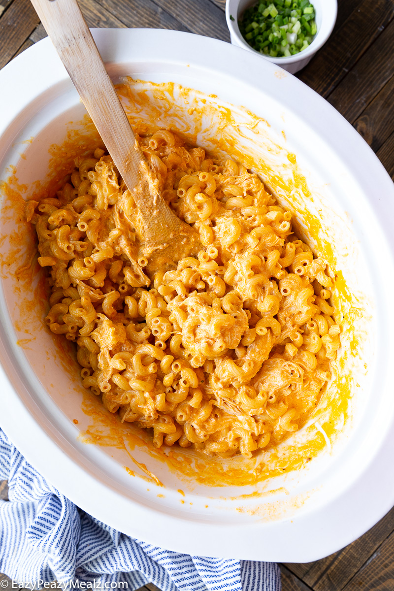 Buffalo chicken mac and cheese made in the slow cooker.