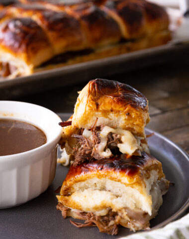 Slow cooker french dip sliders