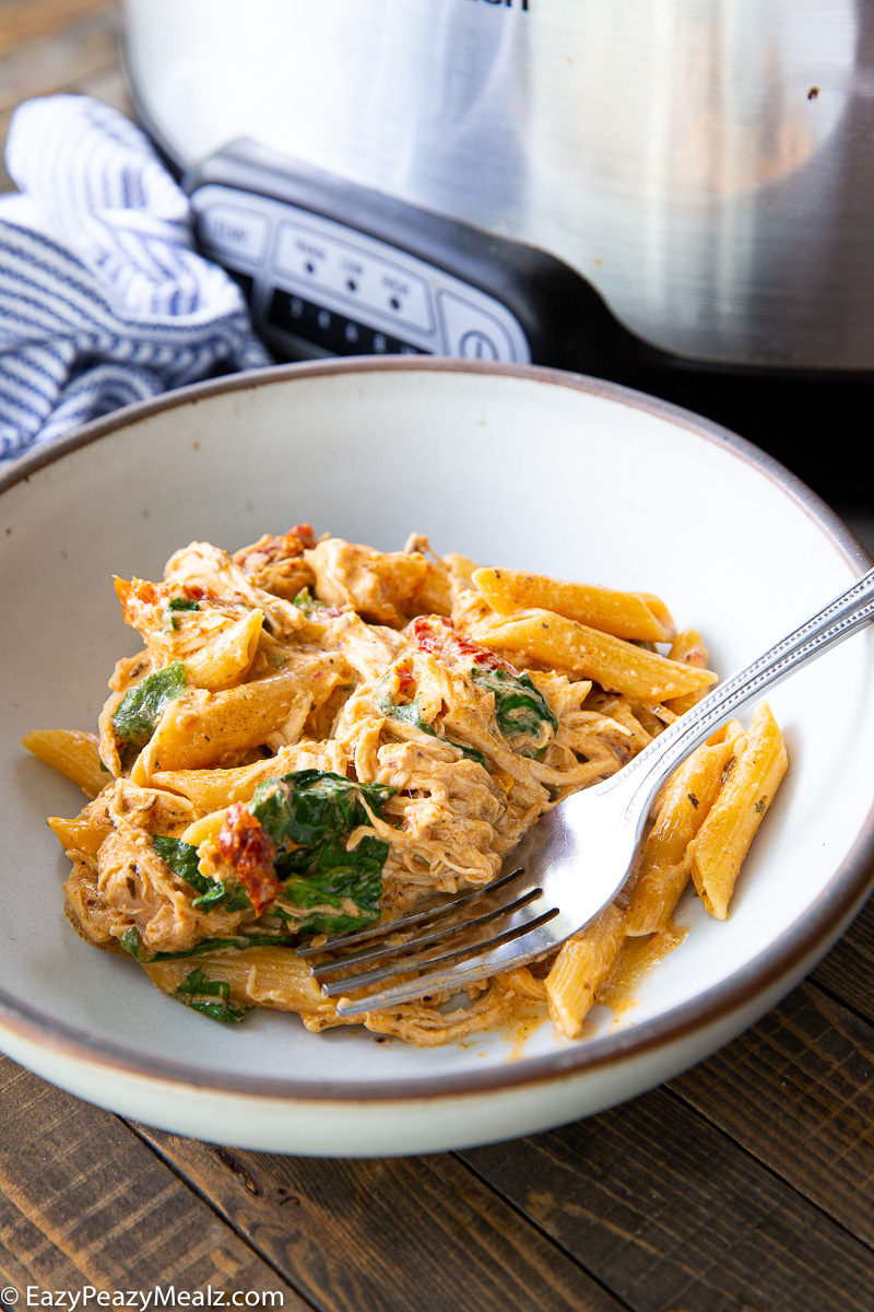 Slow cooker marry me chicken pasta