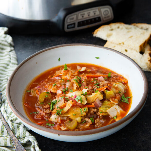 Slow cooker cabbage roll soup